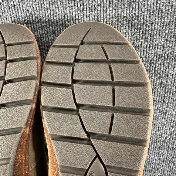 NEW b.o.c Women's Addi Round Toe Bootie Taupe - Picture 7 of 11